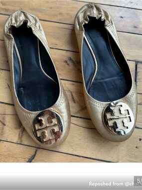 Tory Burch GoldMetallic Ballet Flats (Post meant for Astridnajera)